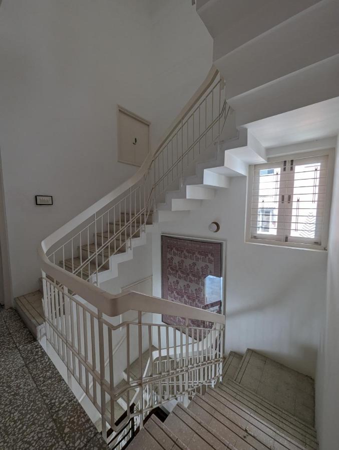 أحمد أباد Fouzdar House By Luxunlock Private Villas المظهر الخارجي الصورة