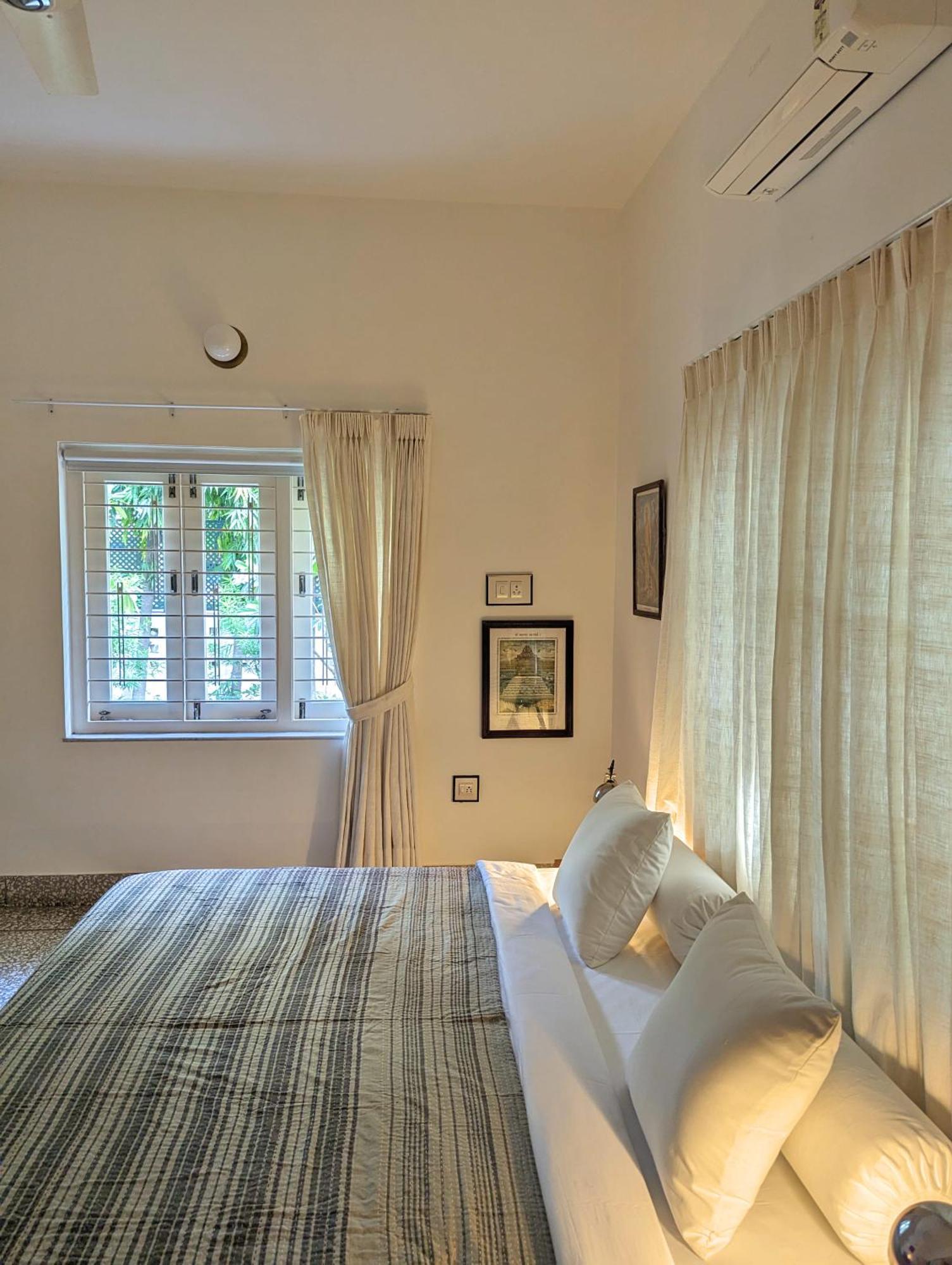 أحمد أباد Fouzdar House By Luxunlock Private Villas المظهر الخارجي الصورة